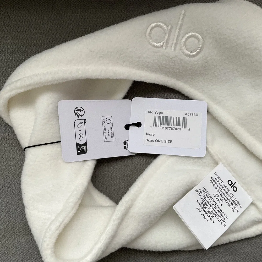 Alo Yoga Polar Fleece Ear Warmer Ivory